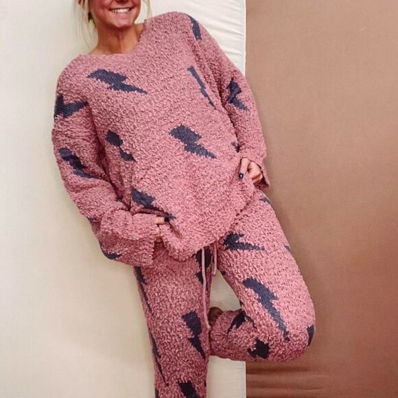 Macaron Cozy Pink and Gray Lounge Pants Size M NWT - Picture 2 of 4